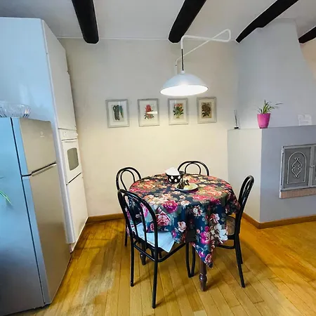 Tatil Evi Casa Caroli, Charme E Comfort Nel Cuore Di