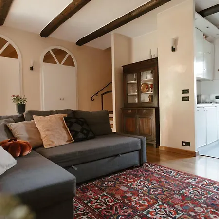 Dimore Di Langa - Casa Caroli Alba (Piedmont)