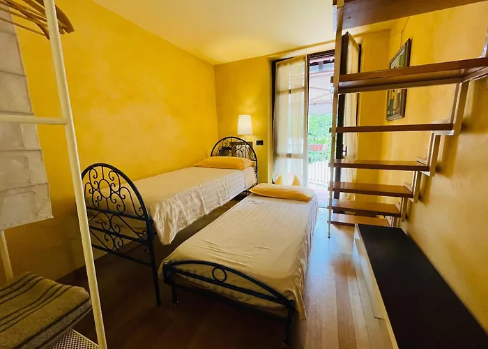 Casa Caroli, Charme E Comfort Nel Cuore Di Holiday home Alba (Piedmont)