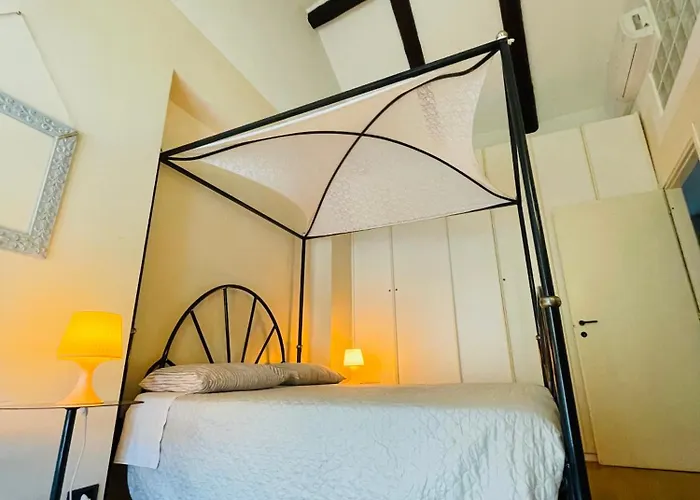Holiday home Casa Caroli, Charme E Comfort Nel Cuore Di